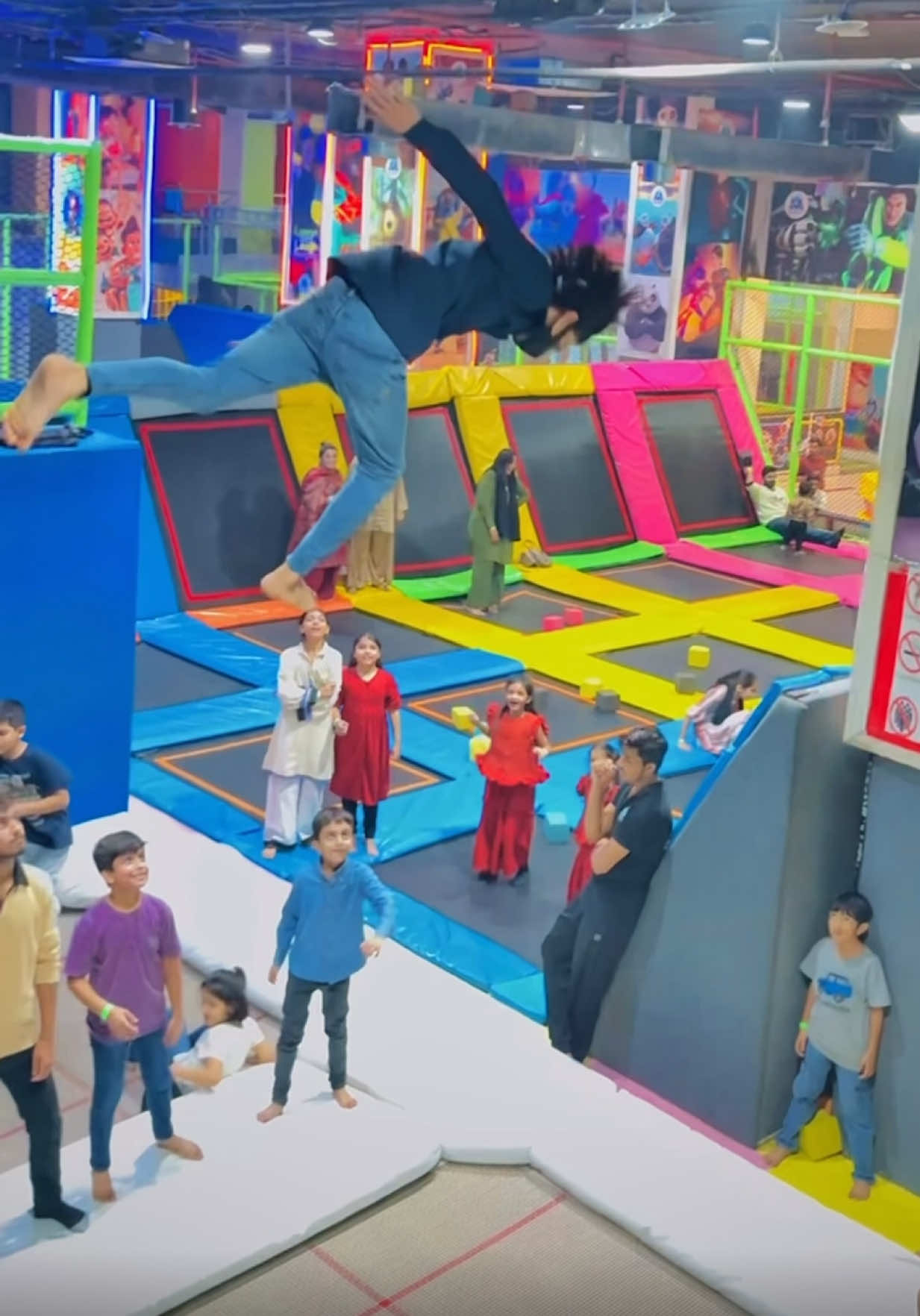 #creatorsearchinsights Don’t Miss The end guys 🥶#viralvideo #walibhai #foryou 😱