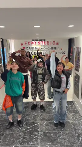 @PSYCHIC FEVER の渡邉廉さんとJIMMYさんとコラボ撮影させて頂きました🔥💚#PSYCHICFEVER #JustLikeDat #expg #横浜tiktok部女子#横浜TikTojk