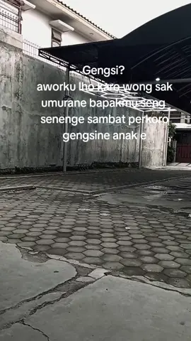 setidak nak ra isoh ngangkat derajat e , ojo nyusahne wong tuo#kuli#bangunan #foryo#page