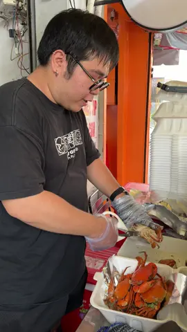 Màn Cắt 5 Cua Thịt 60 Cho Khách Em #cuakhongday #oanhcua 