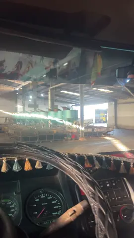 Thang nào gây thù voi tao thì ngủ cho ngon vào mười năm dài lắm đấy cứ thong thả mà đón nhận