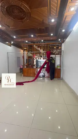 Tone đỏ trong ngày cưới không chỉ mang đến sự ấm áp mà còn tượng trưng cho hạnh phúc trọn vẹn và tình yêu bền chặt. Cảm ơn gia đình và cô dâu chú rể đã tin tưởng để chúng mình gửi gắm trọn vẹn sắc màu yêu thương vào ngày đặc biệt này ❤️ * Cưới hỏi  * Dịch Vụ Cưới Hỏi Cao Cấp * Decor Tiệc Ngoài Trời * Quay - Chụp Phóng Sự Cưới * Âm Thanh - Ánh Sáng Chuyên Nghiệp *Trang Trí Bóng Khai Trương - Sinh Nhật - Phòng Cưới - [ ] * Đội trai xinh - gái đẹp bê lễ tráp * Tráp Đẹp ----------------------------------- 🏢Địa chỉ: 📌Cơ sở 1: Dương Quan- Thuỷ Nguyên- Hải Phòng. 📌Cơ sở 2: An Lư- Thuỷ Nguyên- Hải Phòng ☎️Hotline:09.09.92.8386 -0965.686.685 _____________________________________________ ▪️ CƯỚI HỎI PHÙNG HẬU Weding Decor - Birthday & Event  ▪️ Hᴏᴛʟɪɴᴇ: 0965686685-0909928386 ❤ Tất Cả Cho một sự kiện tuyệt vời ! ❤  #CướiHỏiPhùngHậu #PhùngHậuWedding #Dịchvụcướihỏichuyênnghiệp #SựKiệnHảiPhòng  #𝐰𝐞𝐝𝐝𝐢𝐧𝐠𝐢𝐧𝐬𝐩𝐢𝐫𝐚𝐭𝐢𝐨𝐧 #𝐰𝐞𝐝𝐝𝐢𝐧𝐠 #𝐢𝐧𝐭𝐢𝐦𝐚𝐭𝐞𝐰𝐞𝐝𝐝𝐢𝐧𝐠 #𝐝𝐞𝐬𝐭𝐢𝐧𝐚𝐭𝐢𝐨𝐧𝐰𝐞𝐝𝐝𝐢𝐧𝐠 #𝐯𝐢𝐞𝐭𝐧𝐚𝐦𝐰𝐞𝐝𝐝𝐢𝐧𝐠 #𝐭𝐨𝐜𝐡𝐮𝐜𝐜𝐮𝐨𝐢 #𝐰𝐞𝐝𝐝𝐢𝐧𝐠𝐝𝐞𝐜𝐨𝐫 #𝐰𝐞𝐝𝐝𝐢𝐧𝐠𝐩𝐥𝐚𝐧𝐧𝐞𝐫