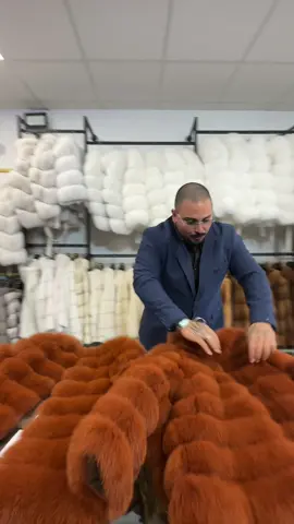 #pellicceriamadonna #pellicce #napoli #neiperte 