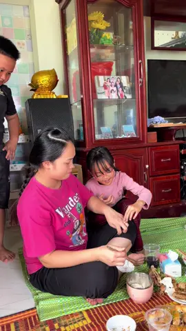 Cứ phải kiểm tra cho ăn chắc 🤣🤣#phuonginhanam #hoahauthailan #giadinhphuongin 