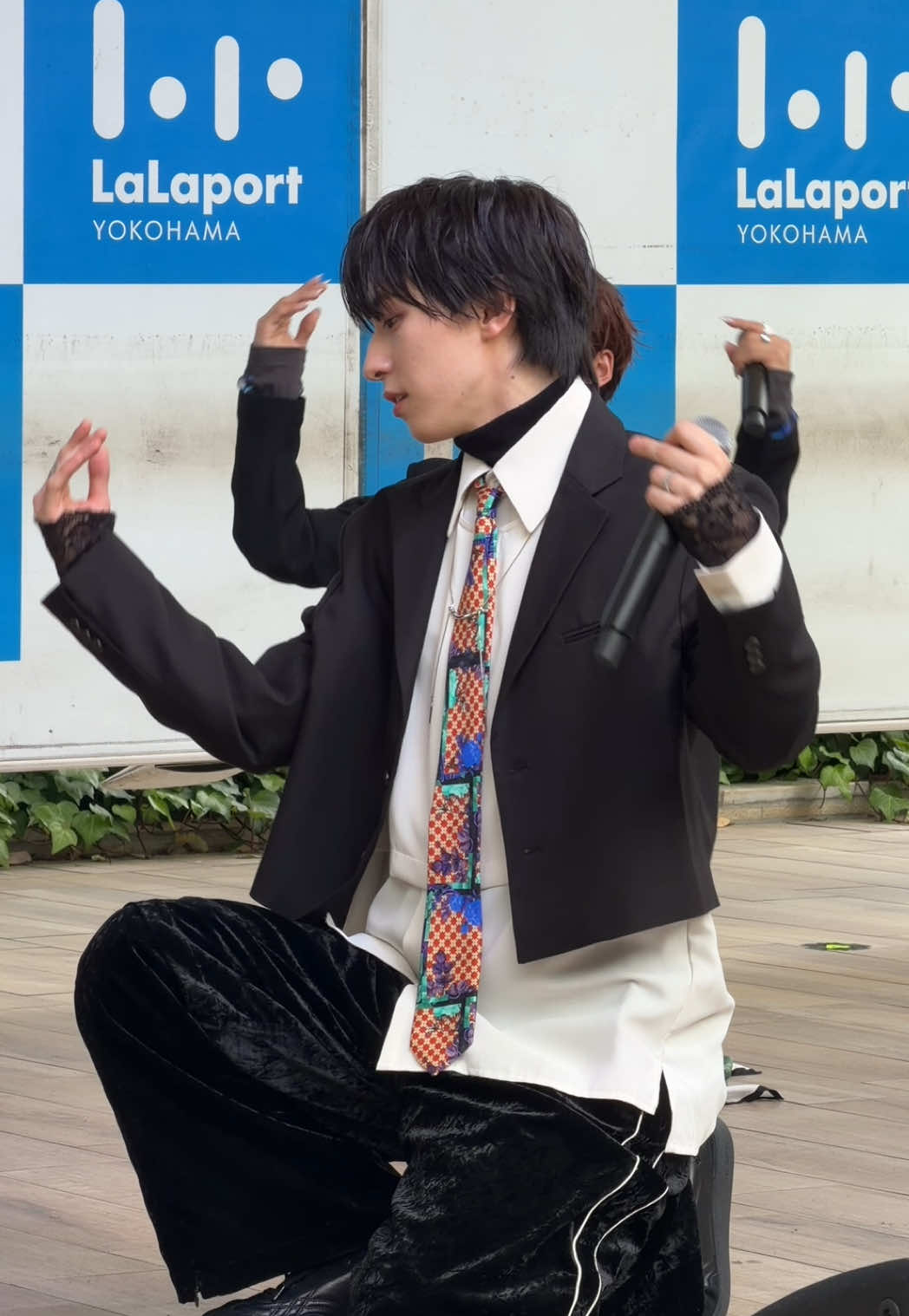 2025.11.08💫四谷真佑カメラ🍀 新曲「スターライトランデブー」リリイベ撮可> ·̫ <♩ ／ ⋆｡°✩ 𝟮𝟬𝟮𝟱.𝟭𝟮.𝟭𝟳 𝗥𝗲𝗹𝗲𝗮𝘀𝗲 ✩°｡⋆ 𝟴𝘁𝗵 𝘀𝗶𝗻𝗴𝗹𝗲『スターライトランデブー』 ＼ 📍ららぽーと横浜 リリースイベント ⁡#OCTPATH #octpath_スターライトランデブー #四谷真佑 #撮可 #iphone17pro 