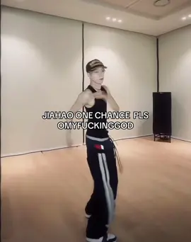 ARNO ONE CHANCE PLS OMYGOD THE BODY PROPORTIONS?!:?;?:):) #ALD1 #alphadriveone #fyp #ARNO #ZHANGJIAHAO 