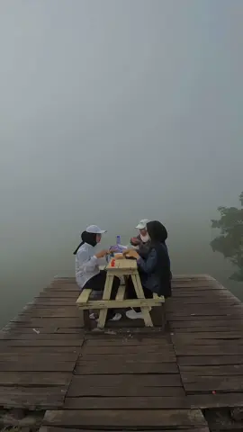 Syahduuuu🍃 #fyp #tasikmalaya #wisatatasikmalaya #explore #exploretasikmalaya #payangrayansukaraja #views #bukit #fyppppppppppppppppppppppp 