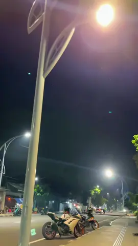 🧡X💙 #rxking #rxkingbiru #rxkingindonesia #f1zr_indonesia #solo 