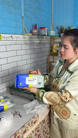 Em đã nhất mấy bà nào tới bây giờ vẫn đang dùng quần áo cũ để lau bếp #ngoctuyen #review #khanlaudanang #khanlaubep  