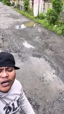 Dolen neng blitar malah di kongkong ngecor pak kaji @Kaji Beky #fyp #viral #adisuyutuy2 #blitar24jam #blitarjawatimur 