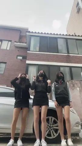 #고딩#교복#돌핀#흰양말#스타킹