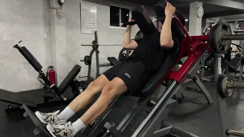 Quần đi tập hay chạy bộ đều đẹp #gym #quanshortnam #quanshort #quanthethao #outfitgym 