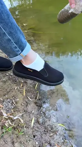 Kasut sarung MURAHHHHHHH. Jenis kualiti kain macam syiok ooo bila pakai. #slipanshoes #kasutsarung#janjibestdeal 