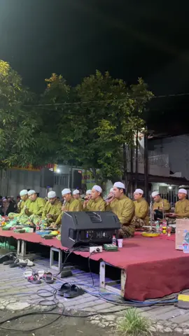 Acara maulid nabi di persendokan tegal wangi di halaman  haji Supandi bersama hadroh az zahir Pekalongan #fyp #fypシ #fypage #fypシ゚viral #azzahirpekalongan #azzahir #azzahirmania #habibalizainalabidinassegaf #habibalizainalabidin #