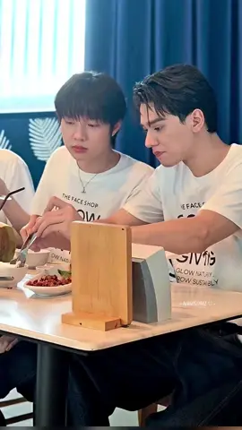 พี่เก่งก็มีคนตักให้น้าาาา🤭😳[(x)cr:namsomz] TFS KENGNAMPING TEAM #KengNamping #เก่งน้ำปิง #TFSGrowGlowGiving #TFSGrowGlowGivingxTMKKNP 