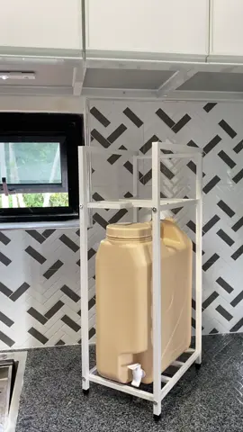 Organizer na din tingnan itong water jug ko dahil may lalagyan na sya. #waterjugstand #waterjugrack #watergallonrack #watergallonstand 