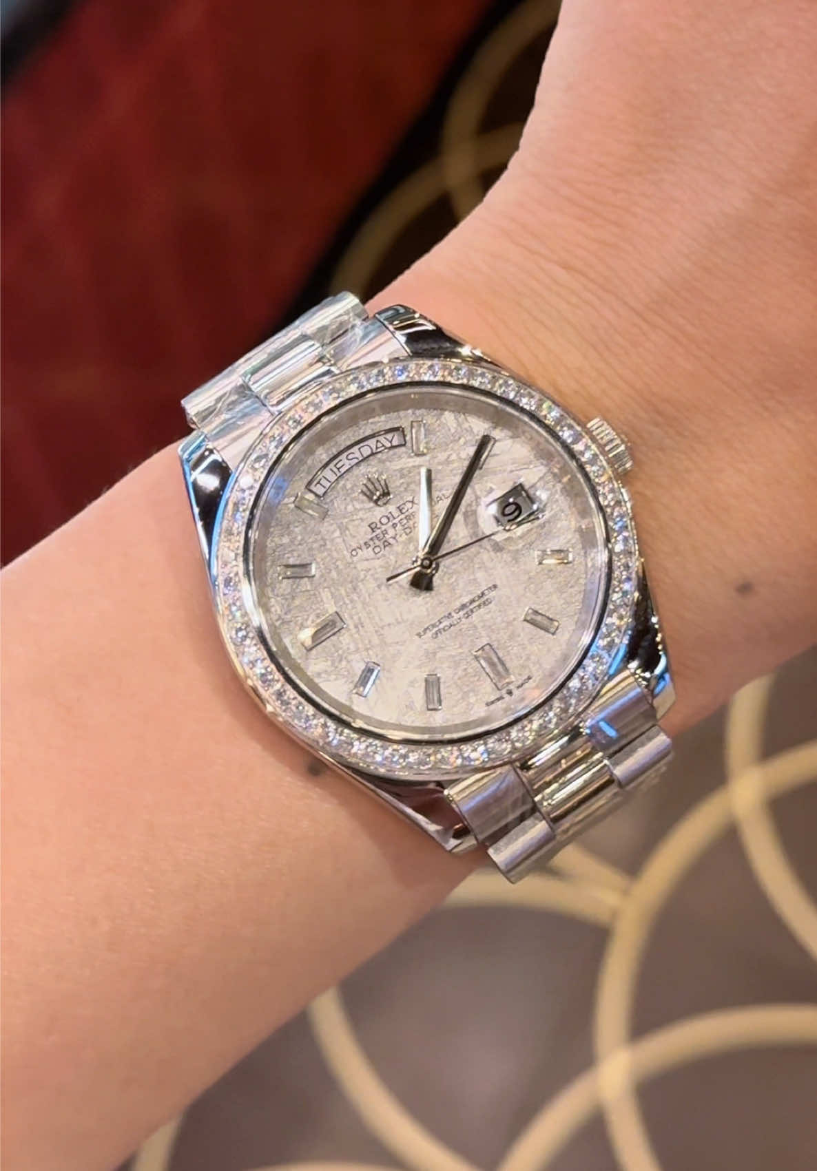 Siêu phẩm mặt thiên thạch trẻ trung thanh lịch, anh em ai lên tay cũng đẹp #donghonam #dongho #donghonamdep #donghodeotay #dinhhauwatch 