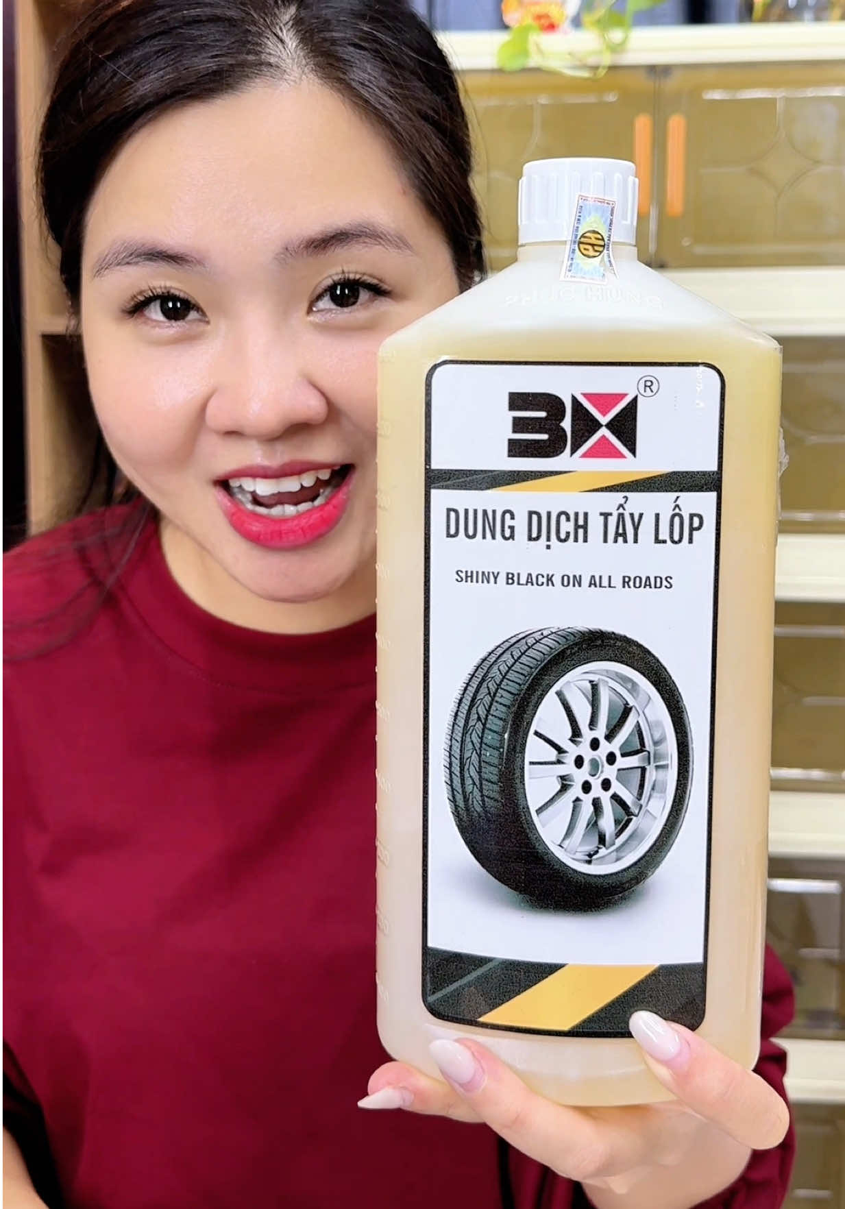 Dung Dịch Tẩy Lốp Xe Chuyên Dụng. #dungdichtaylop #xuhuong #bongbuongbinh 