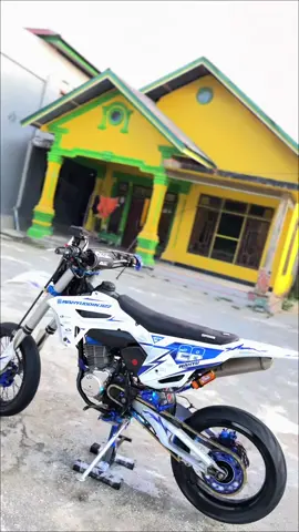 White#promomakan1111 #CapCut #crfsupermoto #crf #kolakasulawesitenggara 