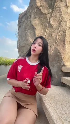 တောင်ပံပုံlogo ပါတဲ့အသင်း တီးပီပဲ😛#ဘောလုံးကစားနည်းကိုချစ်မြတ်နိုးသူ⚽💗 #foryoupage #fyp @Su Larb Mon 🦋 