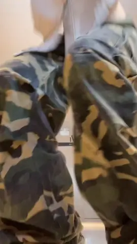 🥰✨#outfit #กางเกงคาร์โก้ลายพราง#ทรงหลวม#พิเศษ#OOTD