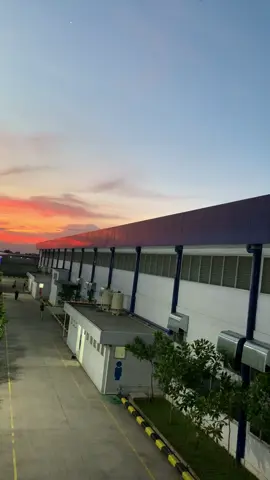 #tegallakalaka #sunset #ptadoniafootwearindonesia #fypage 