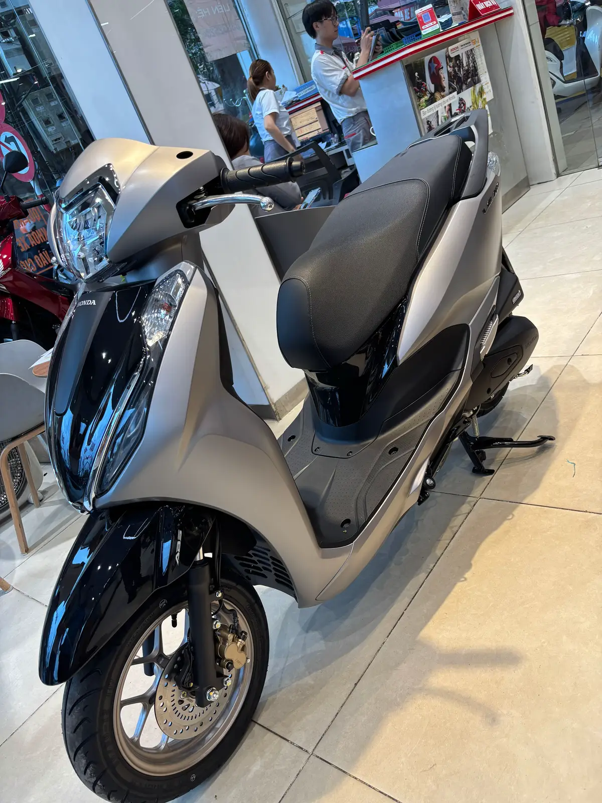 Lead 2026 chính thức có mặt tại Head Minh Hiên 2,bạn mê màu nào nói Head biết nha#HondaVietnam #xuhuongtiktok 