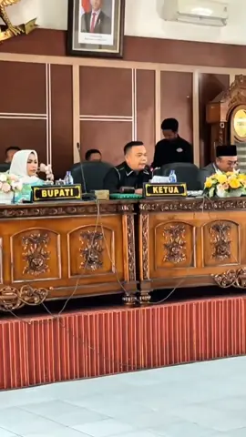 Melalui Nota Kesepakatan KUA-PPAS APBD TA. 2026 mudah-mudahan dapat memberikan kontribusi yang baik bagi pembangunan di Kabupaten Labuhanbatu. #MoU  #APBD  #dprdlabuhanbatu  #wakilrakyat #labuhanbatu 