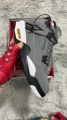 Air Jordan 4 Retro Cool Grey#sneakers #streetwear #sneakerhead#fyp #retro 