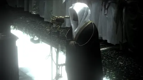 خشوع الاسر 😔🤍🤍 | قناتي في البايو حياكم #ياسر_الدوسري #صدقة_جارية #islamic_video #islam 