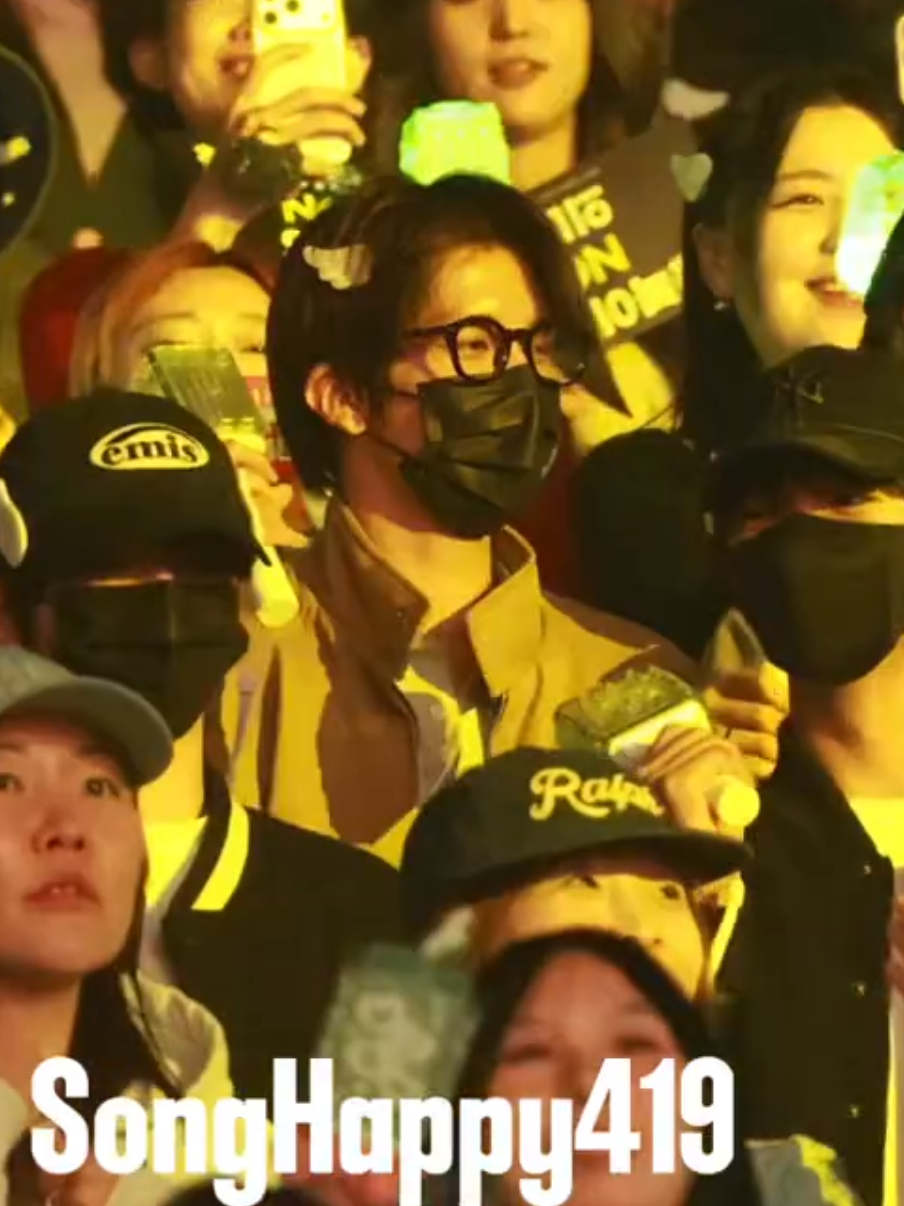 25.11.02 cr. SongHappy419 #Smtr25 #Smtrainee #Smnbg 