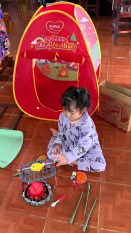 แคมป์ปิ้งกับคุณลูก เมนูไก่หมุน-ปิ้งปลา😁😁😁#ลูกสาว #แม่และเด็ก #น้องปริ๊งค์ลูกแม่ป้อน #ลูกสาวพ่อ 