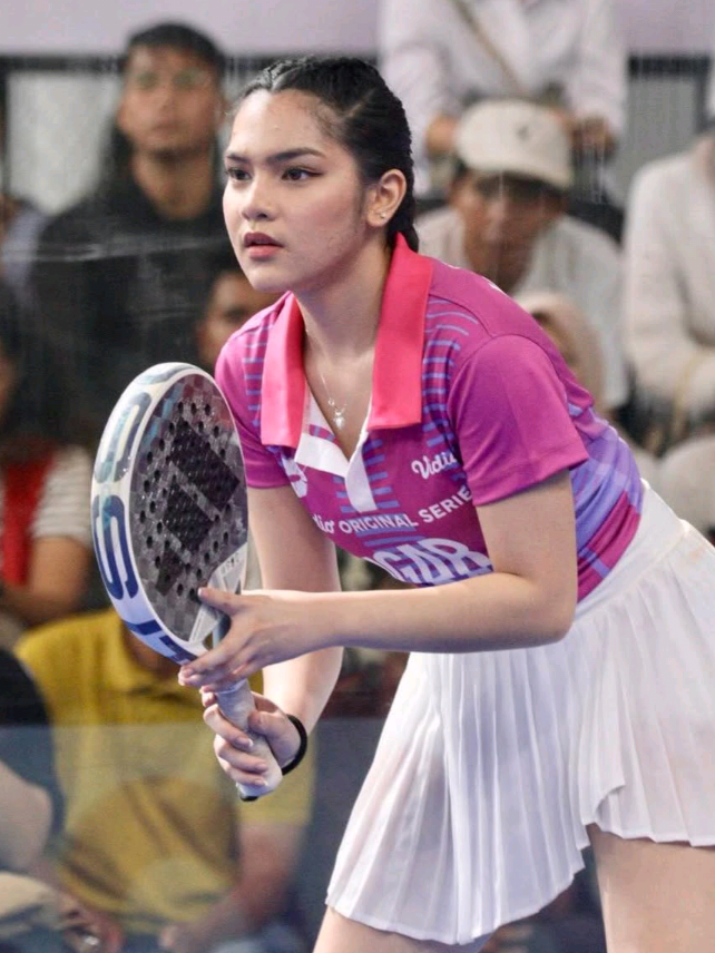 pesona Sugar Baby main padel😍 @Davina Karamoy  #fyp #davinakaramoy #padel #tosi #ransentertaiment 