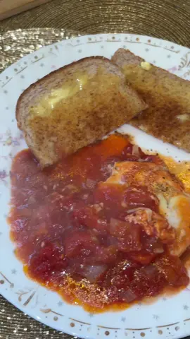 Me favourite breakfast I seen it on @Pavee Peck 🍲 Traveller Food @Eileen / Mrs Connors it was unreal😍#homecooking #FoodTok  #gypsytiktok #foodhacks 