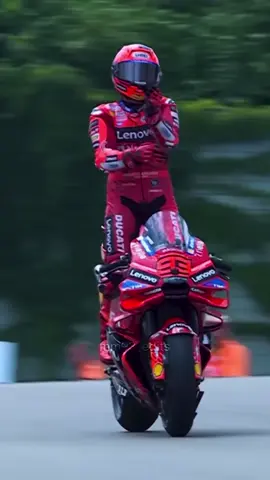 This celebration 😍❤️ Marc Márquez – 9x World Champion 🏆🐐 The craziest rider in MotoGP history 🤯 #mm93 #marcmarquez #motogp #motorsportedits #fyp 