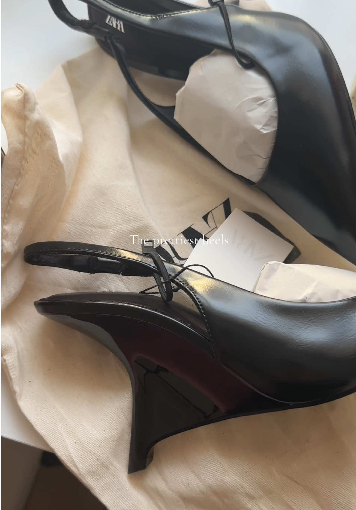 On sale too , run #fyp #voorjou #kesfetteyiz #zaraheels #wedgeheels 