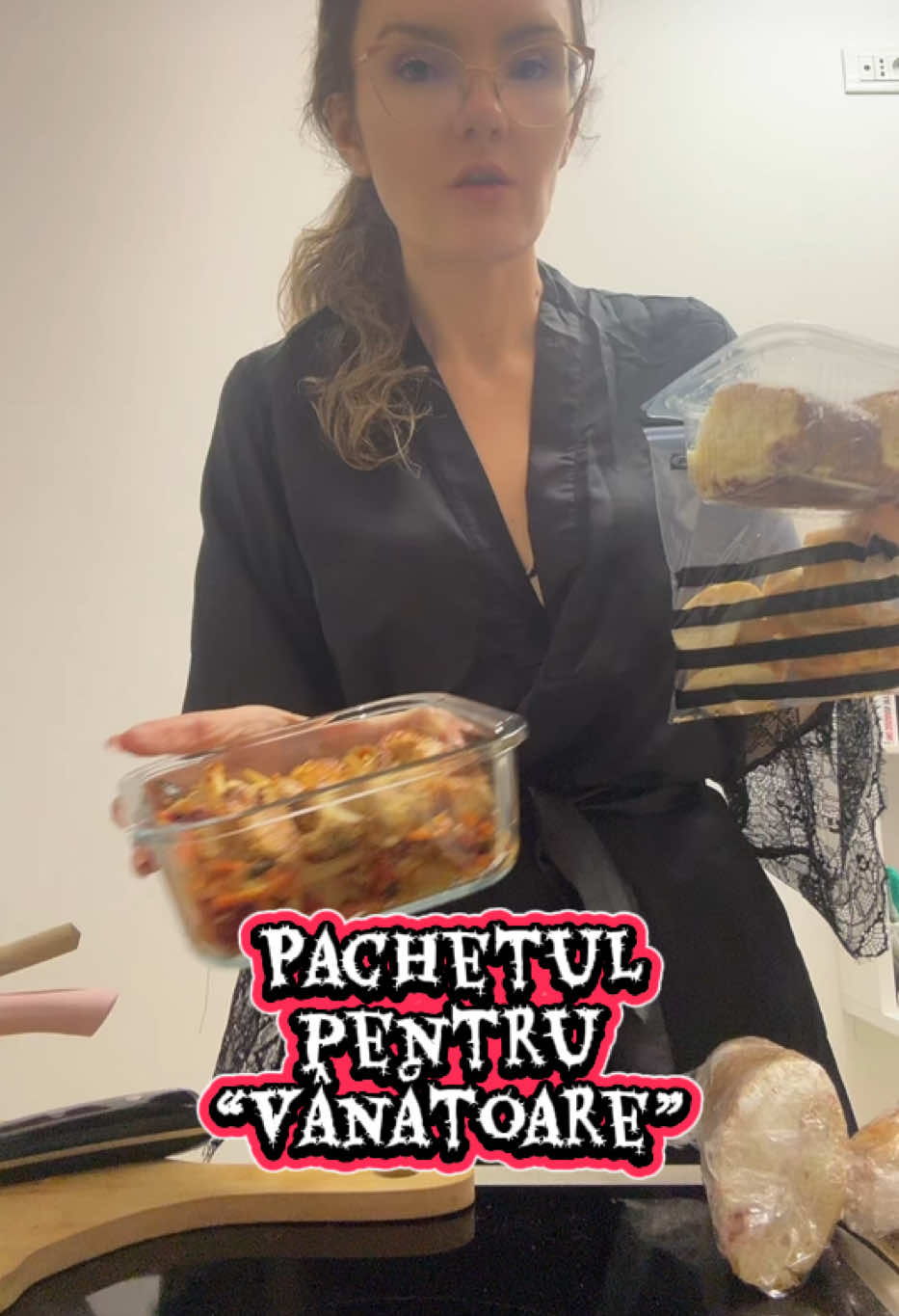 Bărbații merg la vânătoare și noi stăm acasă ca să avem grijă de casă. Că așa e firesc. Apoi voi găti ce a vânat. #satira #sarcasm #pamflet #barbati #genderrole 