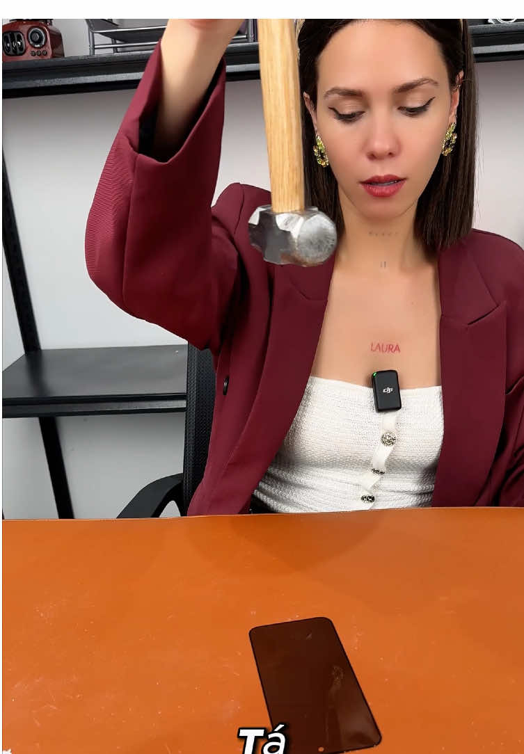 O conjunto de duas peças resistente a arranhões CrystalArmor de 9 níveis cobre totalmente o iPhone 11-16 resistente a arranhões 3D universal#fyp #tiktok #tiktokshop 