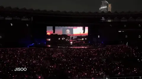 JISOO FULL FANCAM IN JAKARTA  sc:Koko solar gard #blackpink #jisoo #blackpinkdeadline #deadlineworldtour #fyp 