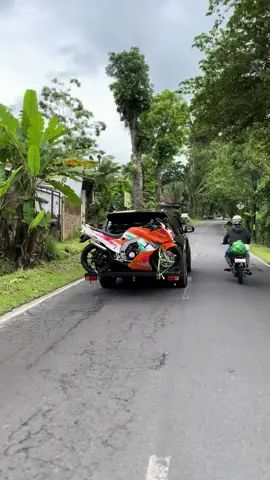 semoga yang kepingin motor kaya gini semoga cepat terwujud 😘🥰 #serpico150 #ninja #densberkahsayur #dbsmotorshop 