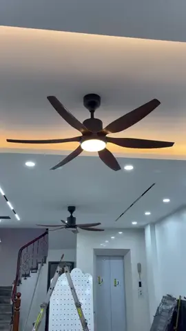 Quạt trần 6 cánh vân gỗ đẹp mát lắm ạ #quattrancanhnhuaabs  #quattran6canh 