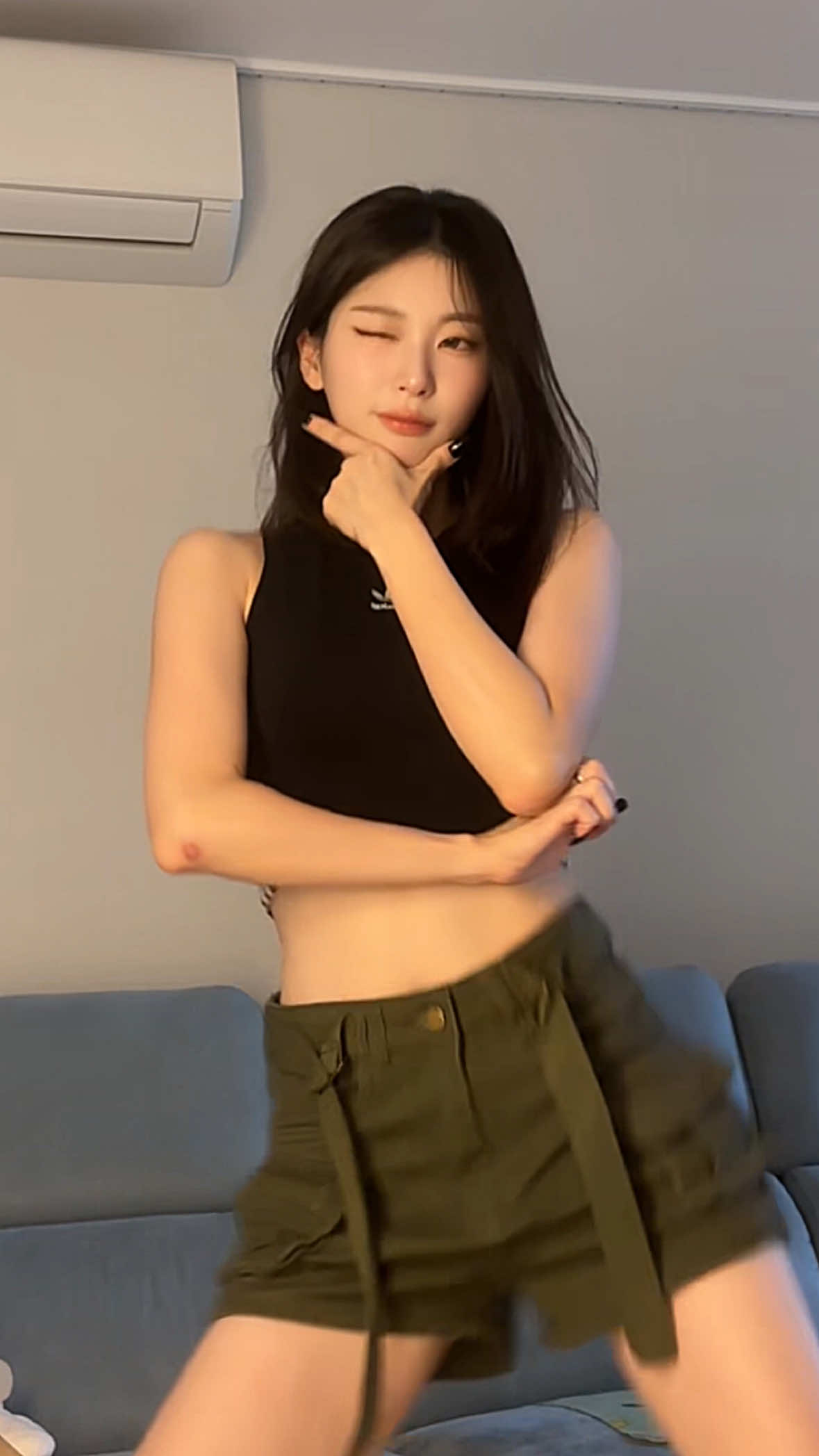 몇번 돌렸게?🖤 #trend #dance 