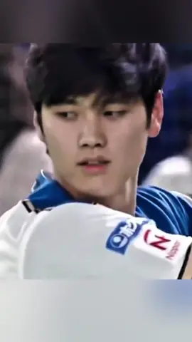 Fans can't take their eyes off Shohei#shoheiohtani#ohtani#baseball#MLB