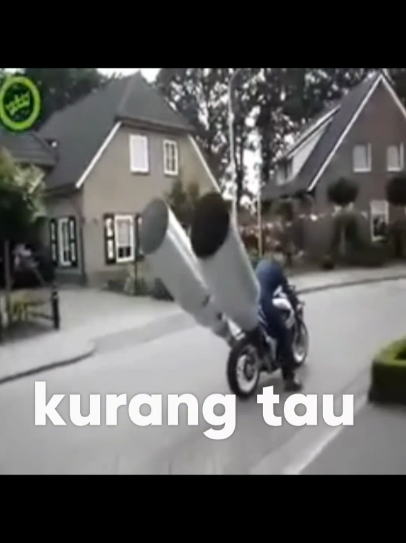 kurang tau #meme #memestiktok #stiker #stikerwa #mistatowa 
