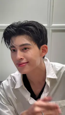 คุณเค้าแนะนำมา แต่งหน้ายังไงก็ได้ผิวสวย เพราะแปะแพดนี้ก่อน💧ผิวฟูฉ่ำ นุ่มเนียน เหมือนพักผ่อนมาเต็ม 💆‍♀️ #MedihealThailand #โทนเนอร์แพด #แพดผิวเนียน #เนโมแพด #tonerpad  @Fourth 