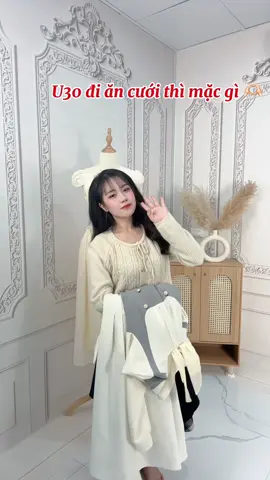 Các chị đang tìm kiếm váy công sở đi làm hoặc chị nào tìm váy cưới gu thanh lịch dịu dàng thì đây đích thị là video dành cho các chị nhoaaa 🫶🏻💃 #vayxinhmoingay #vaycongso