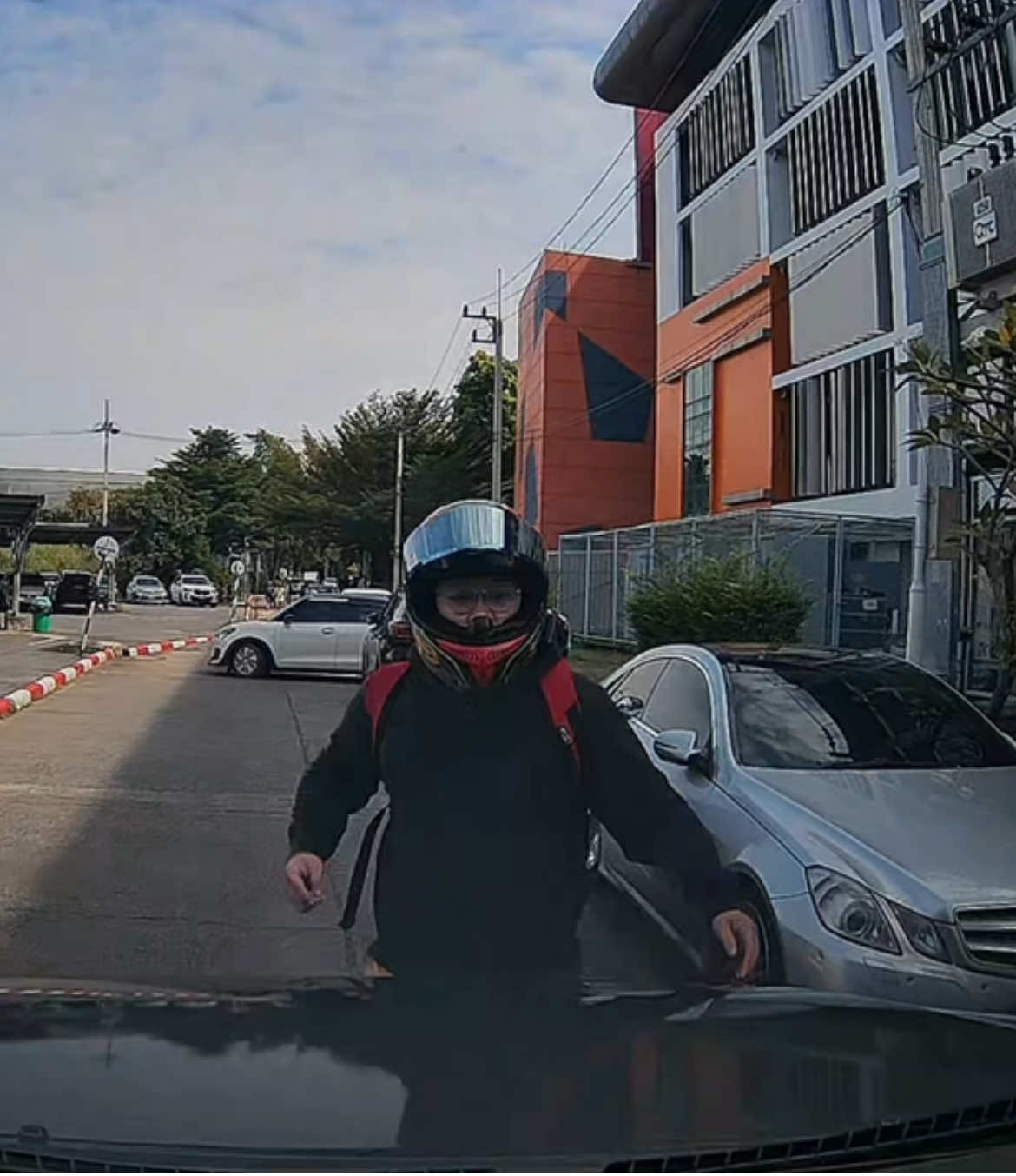 เตือนภัย! มหาวิทยาลัยรังสิต ตึก 15 ใครอนู่แถวนั้นระวังตัวด้วย #ขึ้นฟีดเถอะ #fyp #เทรนด์วันนี้ #fypシ゚ 