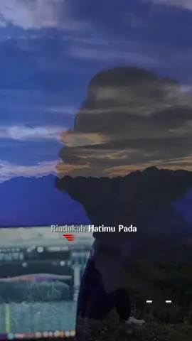 Rindukah hatimu pada diriku... #jauhdisayang #liriklagu #CapCut #elisarobi #fyp