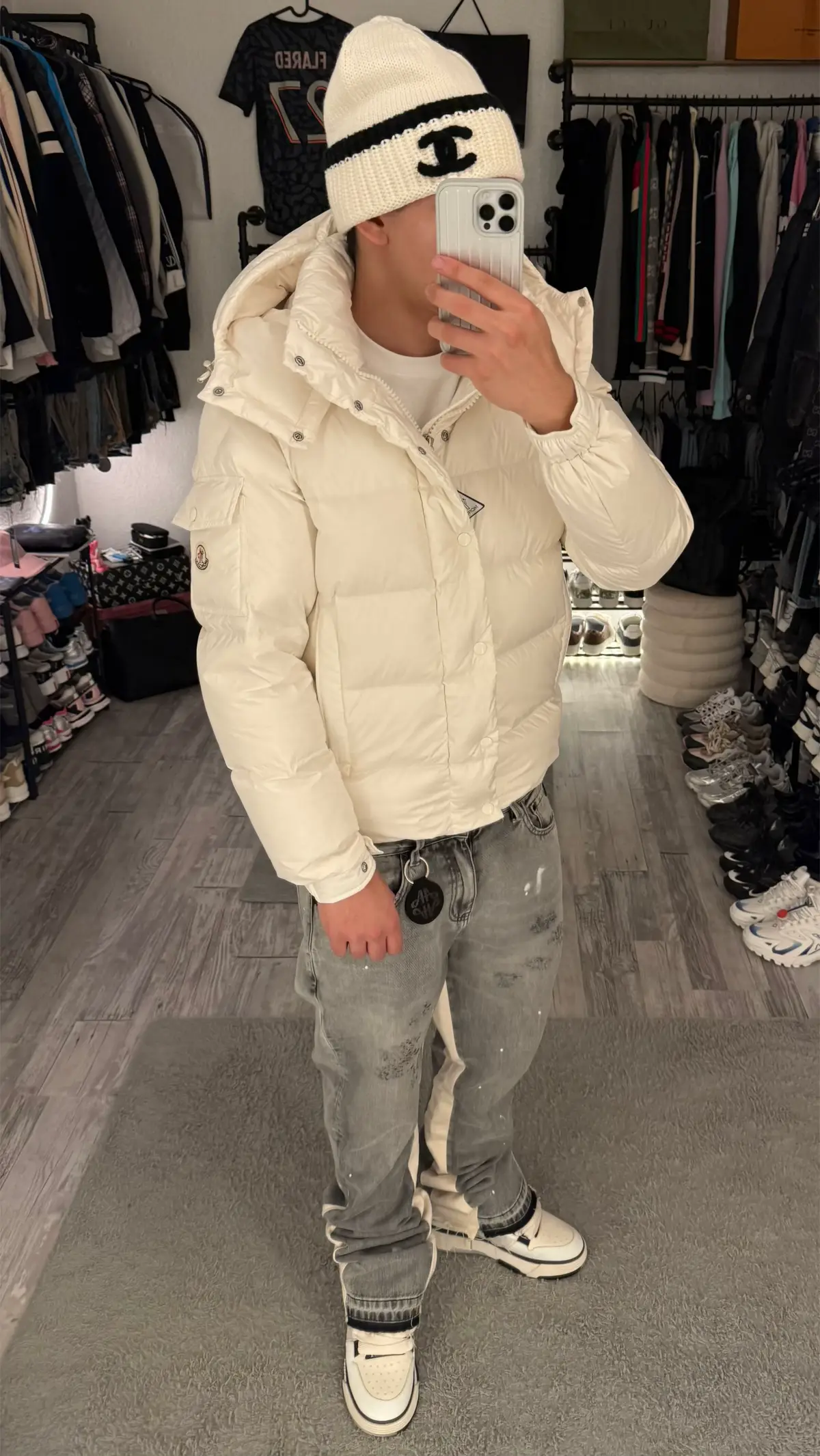 #flaredjeans#outfitinspo#fyp#goviral 