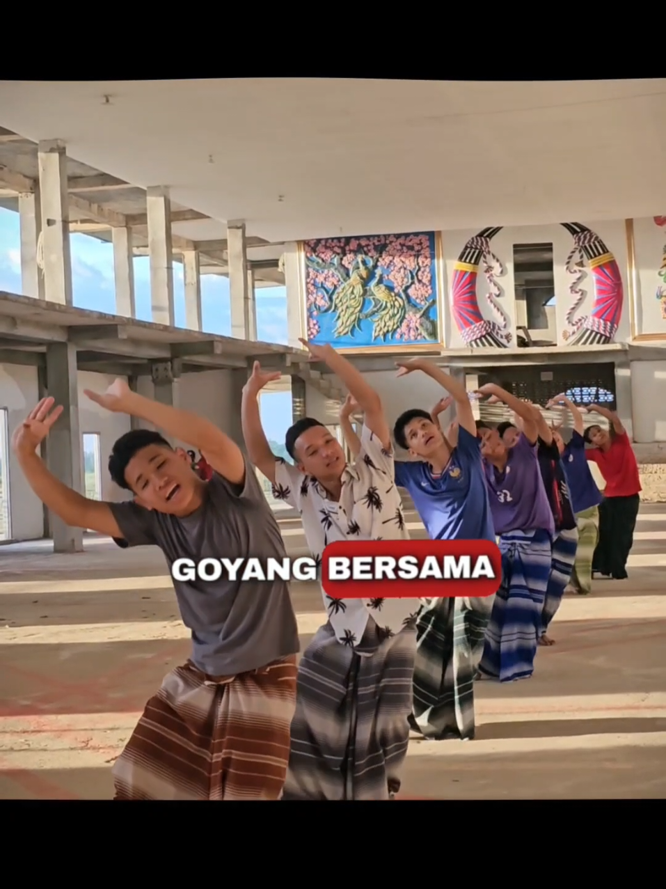 ကရင်နှစ်သစ်ကူးတွက် လေ့ကျင့်နေပီး..🇳🇱🇳🇱🇳🇱 #တွာ့ဘာႋကောဝ်ပၠင် #သာအဲဍီုဝ်ဆ်ုဃှီ့လာ #karen #foryou 